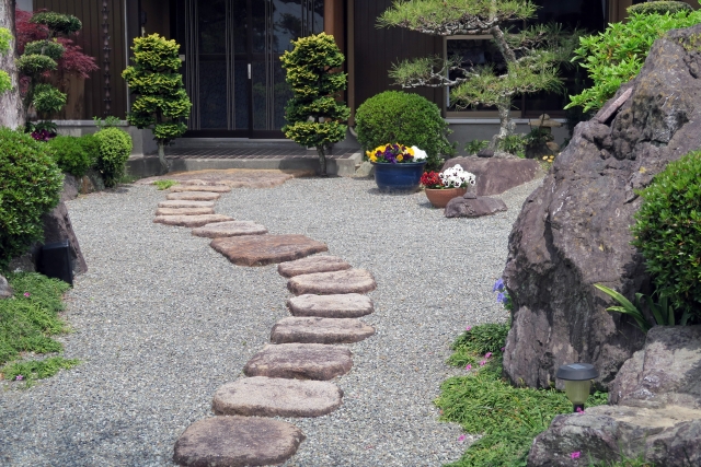 砂利敷のメリット・デメリット