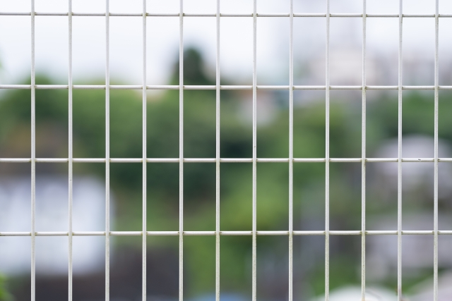 目的別のフェンスの条件と高さ