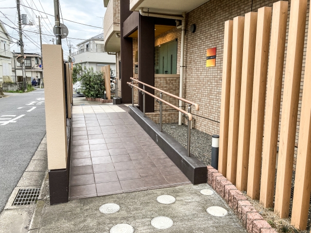 階段はスロープに変えられるか