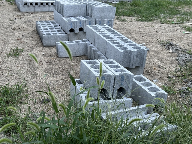 ブロック塀とは