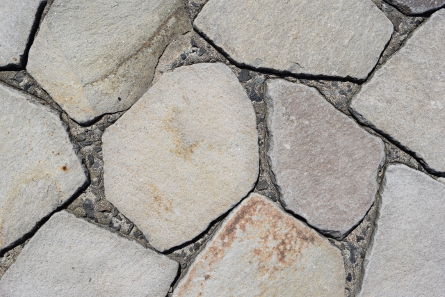 コンクリート平板以外の駐車場