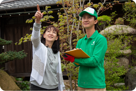 現場調査とヒアリングの様子